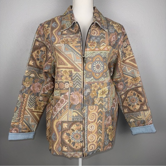 Susan Graver Jackets & Blazers - Susan Graver Womens Medium Tapestry Zip Front Jacket Multicolor Floral Geometric